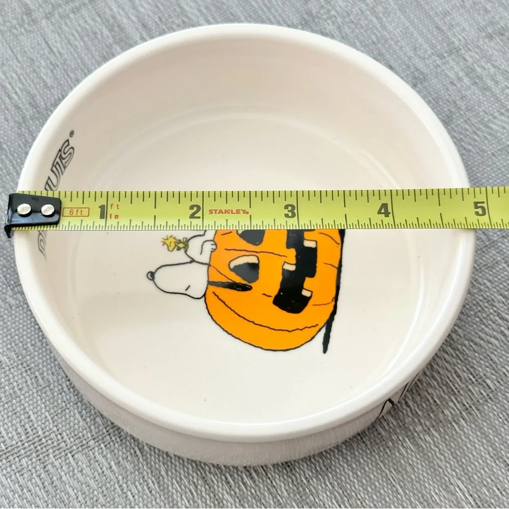 Peanuts + Rae Dunn Snoopy Jack O' Lantern NOM NOM Pet Food or Water Dish NEW!!